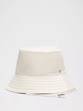 lululemon athletica Nylon Bucket Hat in Cream
